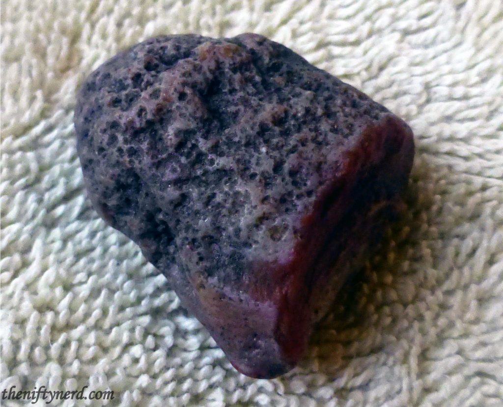 pitted agate
