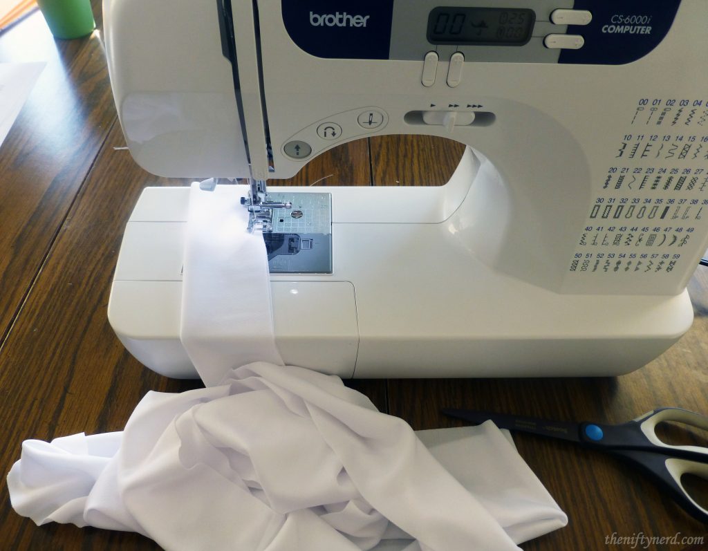 sewing Chirhiro's outfit tie