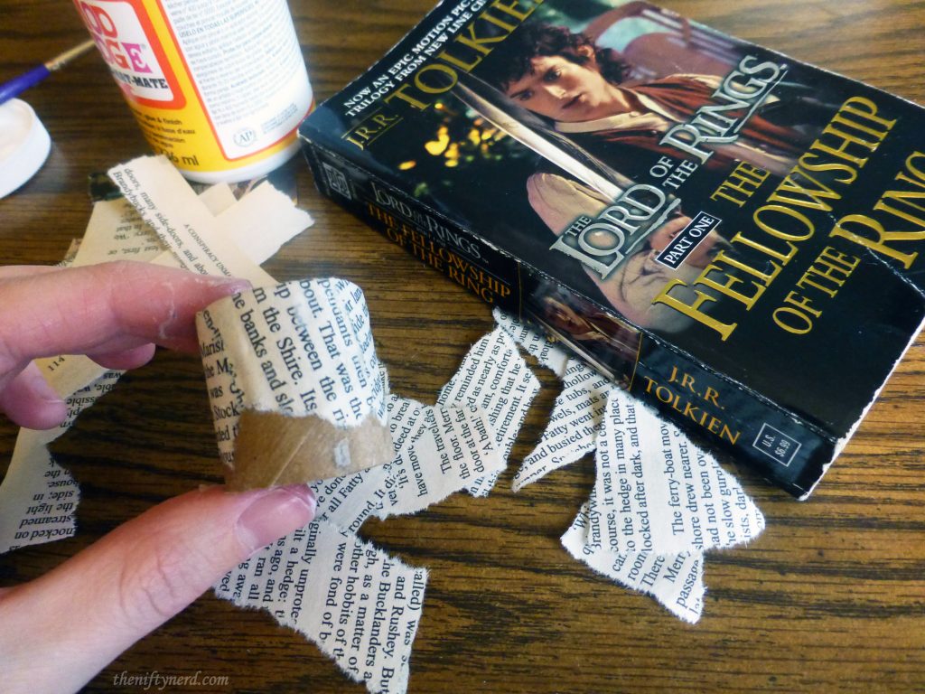 Using book pages to make a napkin ring
