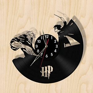 Harry vs. Voldemort vinyl record clock